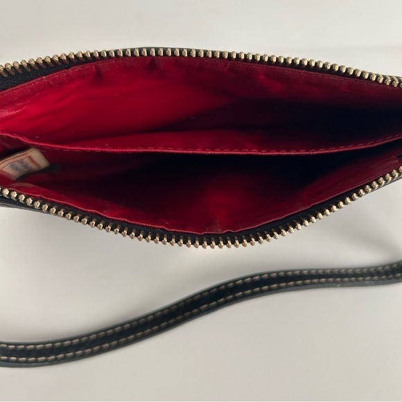 Vintage Dooney & Bourke Pebbled Leather Wristlet - Picture 5 of 7
